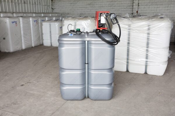 750 liter kunststof mazouttank met pomp - UV-bestendig