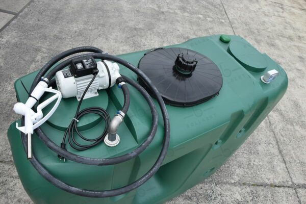 1500 liter tank (kunststof) voor AdBlue® met pomp (220V)