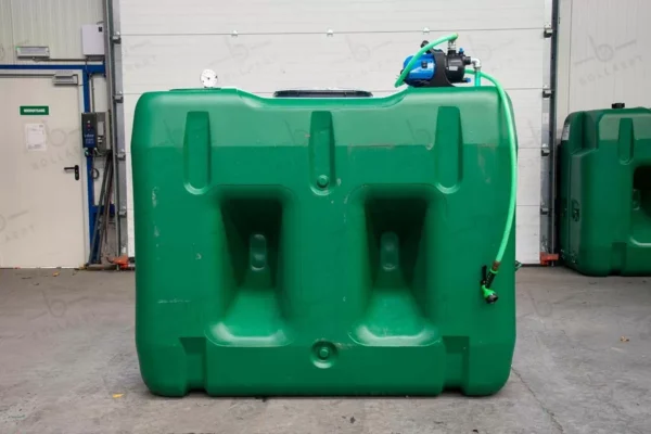 Bovengrondse Rechthoekige Watertank - Met pomp - 2000 liter