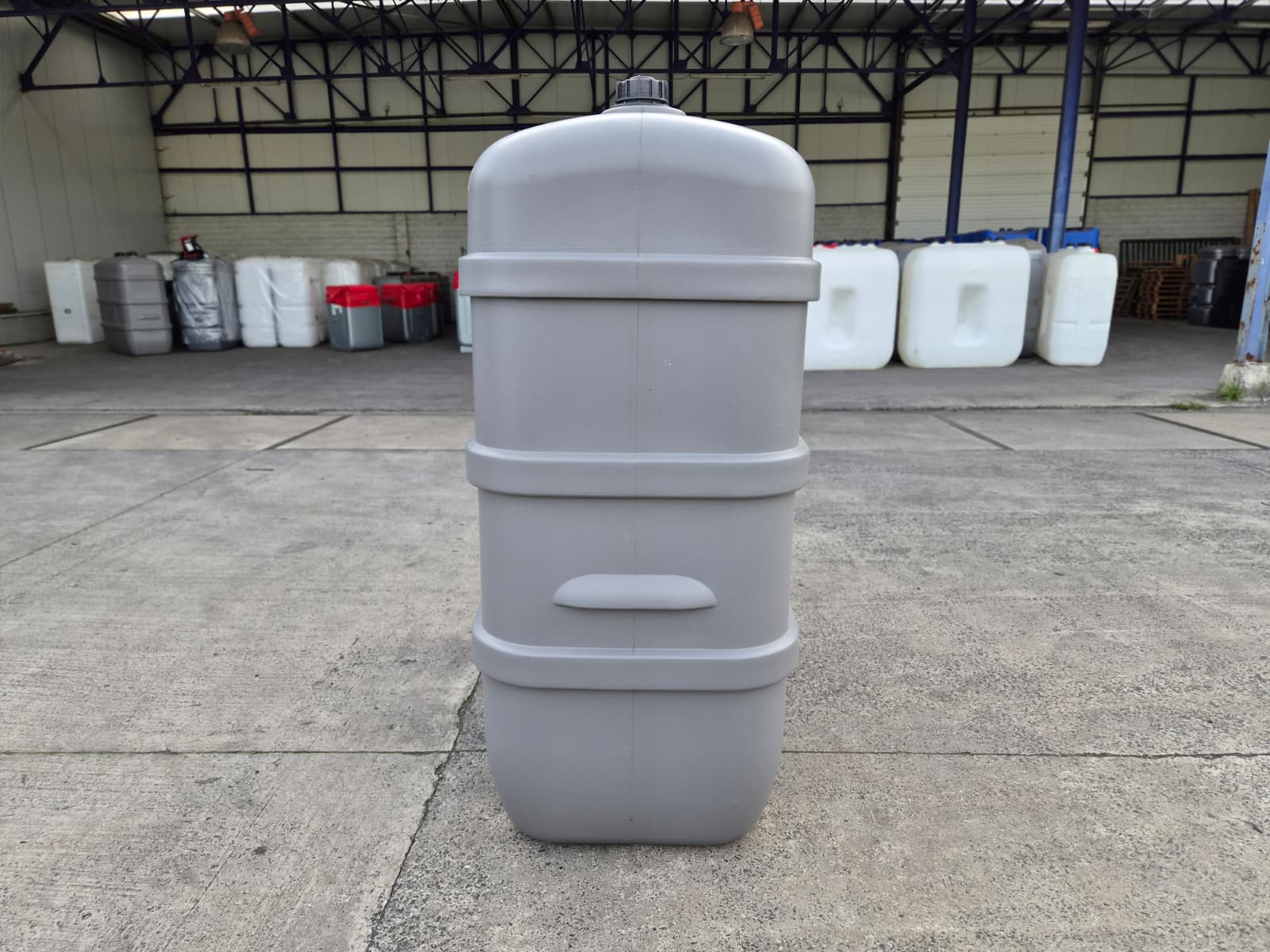 Dubbelwandige mazouttank 1500 liter, achteraanzicht