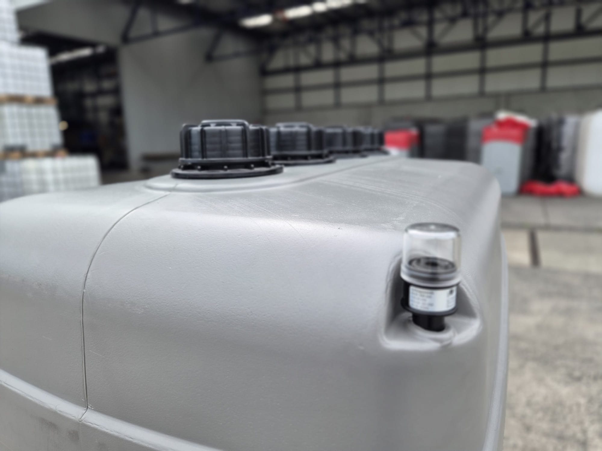 Dubbelwandige mazouttank 700 liter, achteraanzicht
