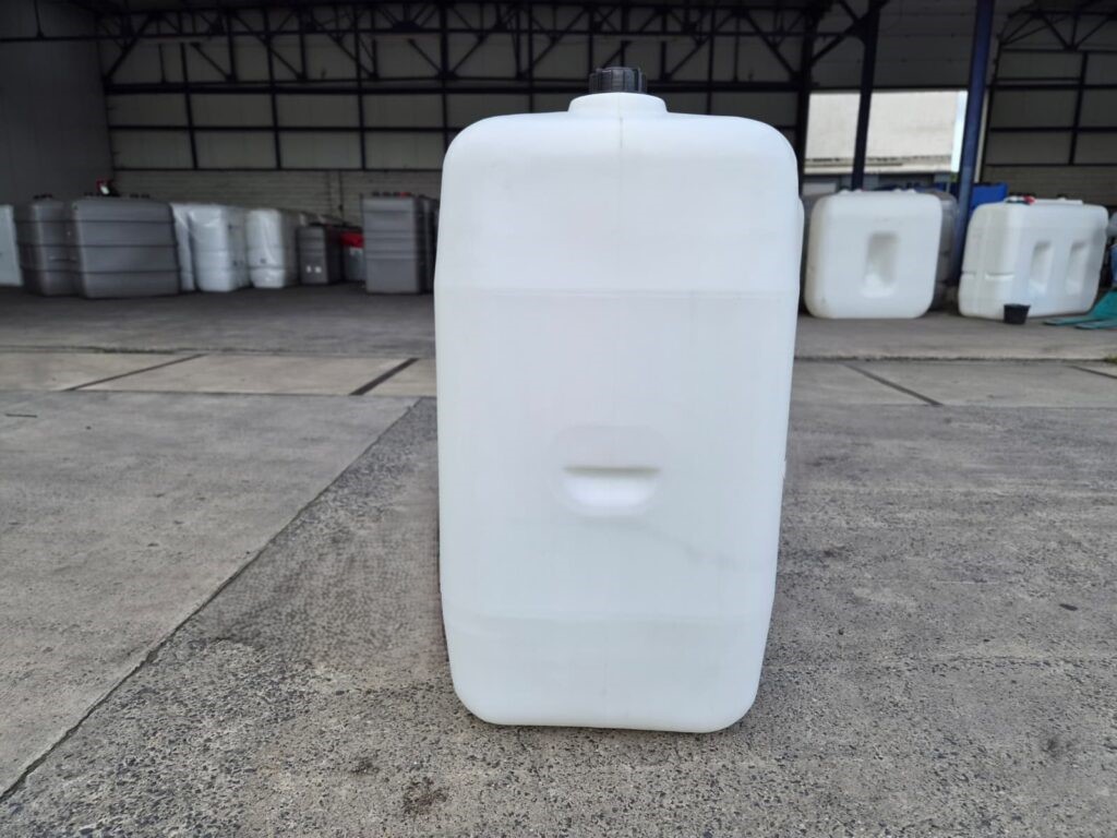 Enkelwandige mazouttank 1000 liter, kunststof, bovengronds