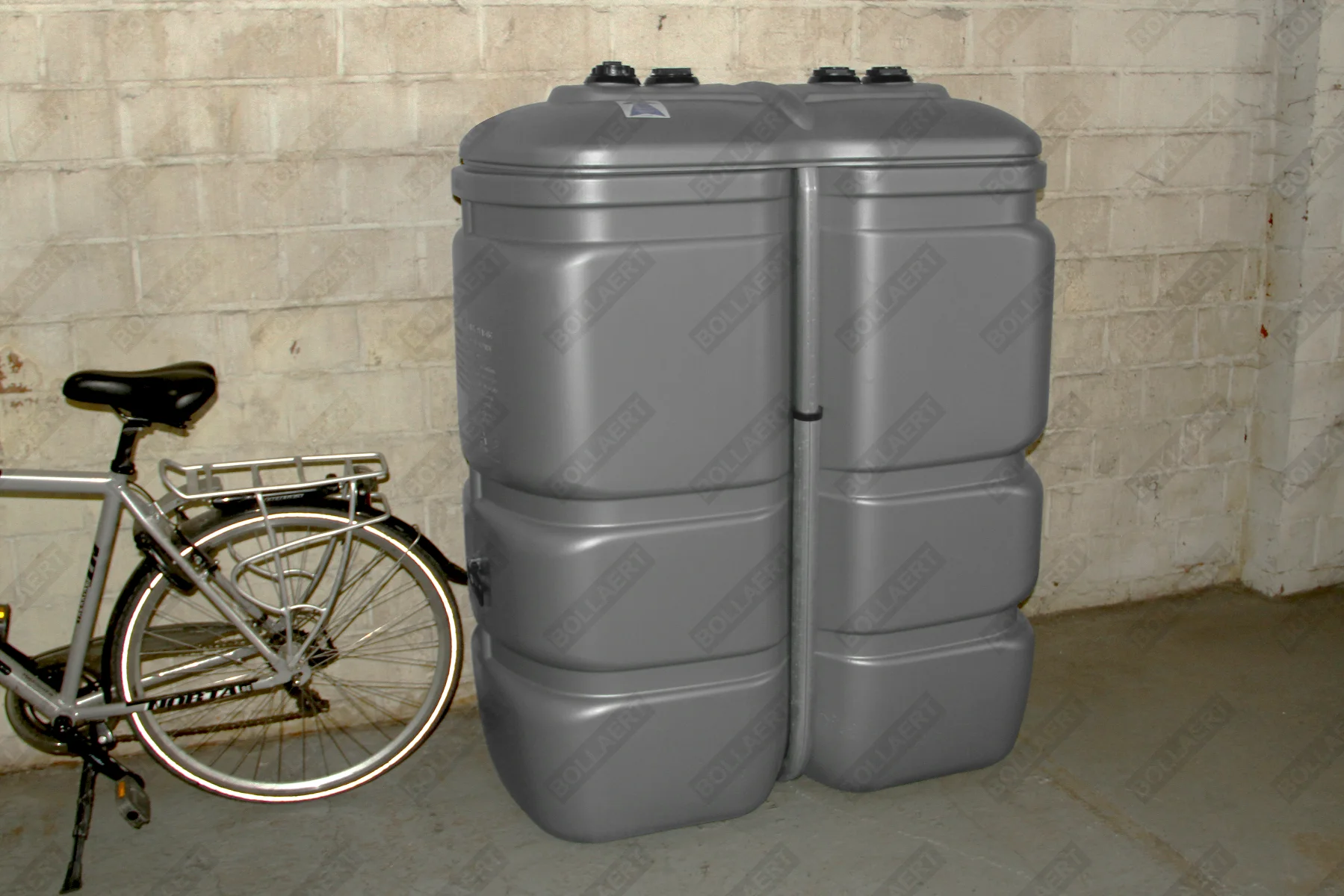 maz-bg-re-verw-pe-grijs-co-750l-1_05